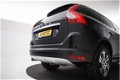 Volvo XC60 - 2.0 D3 FWD Momentum Navigatie, Afneembare trekhaak, Climate control - 1 - Thumbnail