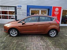 Ford Fiesta - Titanium 100PK EcoBoost | LED | Trekhaak | Cruise | 5drs