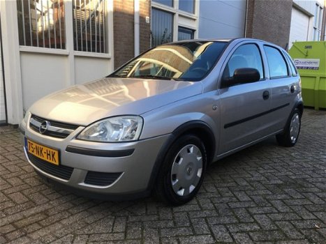 Opel Corsa - 1.2-16V Essentia - 1