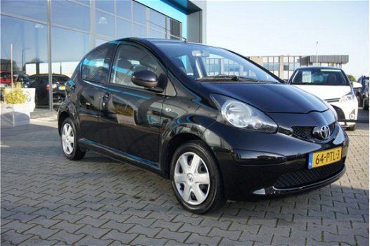 Toyota Aygo - 1.0-12V Comfort - 1