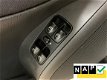 Mercedes-Benz C-klasse Combi - 180 Classic ZONDAG ' s open van 12-tot 17 uur - 1 - Thumbnail