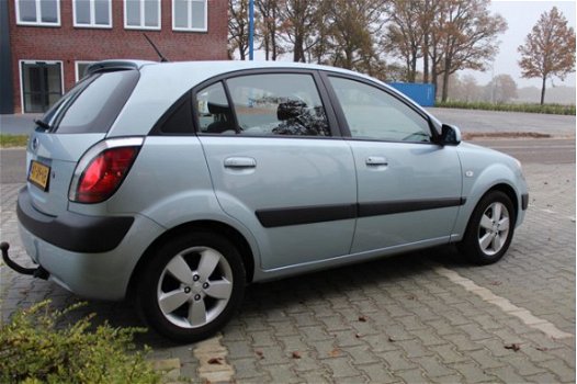 Kia Rio - 1.4 X-tra - 1