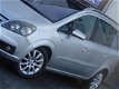Opel Zafira - 2.2 Cosmo KEURIGE AUTO NIEUWE APK (bj2007) - 1 - Thumbnail