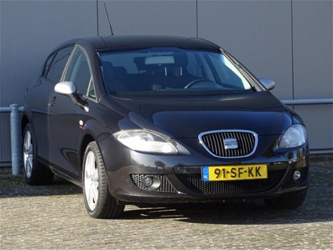 Seat Leon - 2.0 TFSI Sport-up KEURIGE AUTO CLIMATE (bj2005) - 1