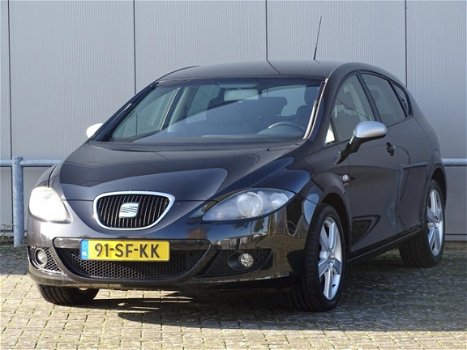 Seat Leon - 2.0 TFSI Sport-up KEURIGE AUTO CLIMATE (bj2005) - 1