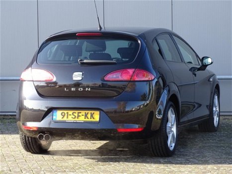 Seat Leon - 2.0 TFSI Sport-up KEURIGE AUTO CLIMATE (bj2005) - 1