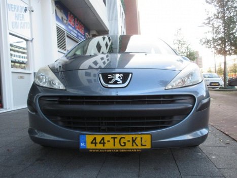 Peugeot 207 - 1.4-16V XR 5 Deurs Airco - 1