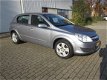 Opel Astra - 1.4 Business met slechts 28.000km gelopen - 1 - Thumbnail