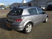 Opel Astra - 1.4 Business met slechts 28.000km gelopen - 1 - Thumbnail