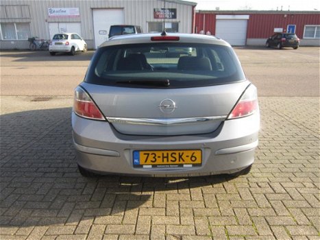 Opel Astra - 1.4 Business met slechts 28.000km gelopen - 1
