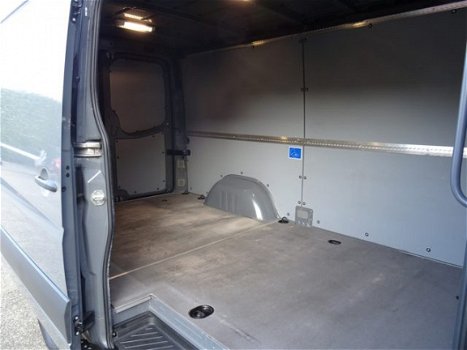 Volkswagen Crafter - 35 2.0 TDI L2H1 - 1