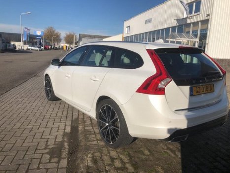 Volvo V60 - 2.4 D5 Twin Engine Special Edition prijs incl btw - 1