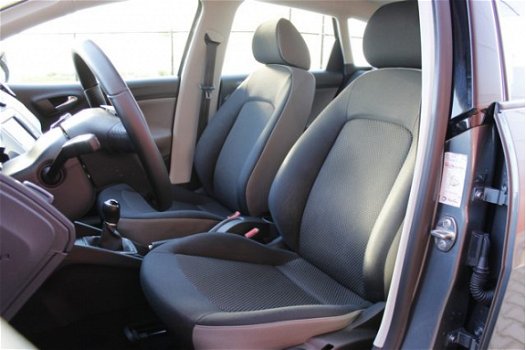 Seat Ibiza ST - 1.0 MPI Reference ST 2016, Navigatie, Fullink, Bluetooth, Parkeersensor, Slechts 89. - 1