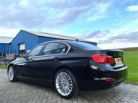 BMW 3-serie - 320d AUT Edition Business Navi/Xenon/Bluetooth - 1