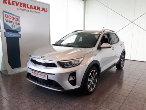 Kia Stonic - 1.4 DynamicLine | Navigatie | Climate control | Lane-assist | - 1