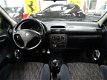 Opel Corsa - 1.4i-16V Sport Airco Stuurbekrachtiging Trekhaak - 1 - Thumbnail