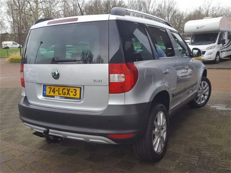 Skoda Yeti - 1.2 TSI 105PK ELEGANCE | CLIMA | CRUISE | PDC | LICHT+REGENSENSOR | 17''LM | MISTLAMPEN - 1