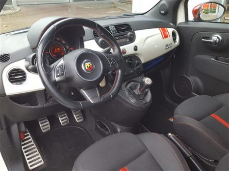 Abarth 500 - 1.4 16V 158PK MULTI-AIR | XENON | SPORTSTOELEN | AIRCO | INTERSCOOP HIFI | BLUE&ME CARK - 1