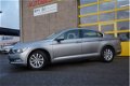 Volkswagen Passat - 1.4 TSI Comfortline BJ2015 LED V+A | LMV16