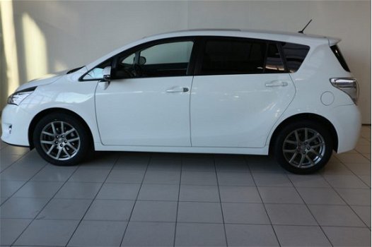 Toyota Verso - 1.6 VVT-i Business | 7 pers. | Panoramadak | Navi | Trekhaak - 1