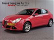 Alfa Romeo Giulietta - 1.4 T Distinctive 170 PK Rijklaar +6 maanden Bovag-garantie - 1 - Thumbnail