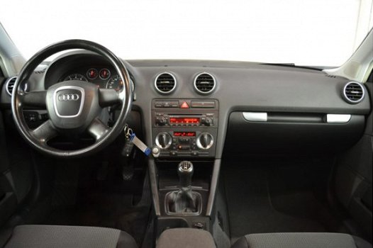 Audi A3 Sportback - 1.6 Attraction - 1