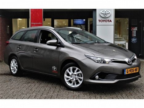 Toyota Auris Touring Sports - 1.2T Active - 1