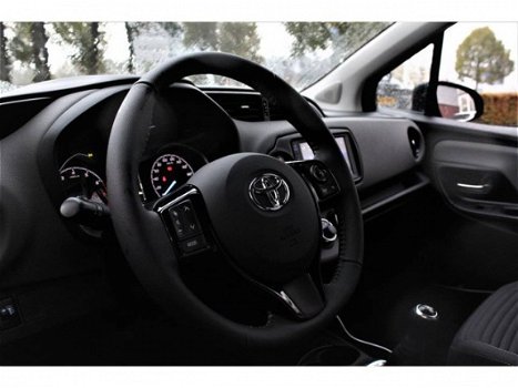 Toyota Yaris - 1.0 VVT-i Connect Apple Car Play - 1