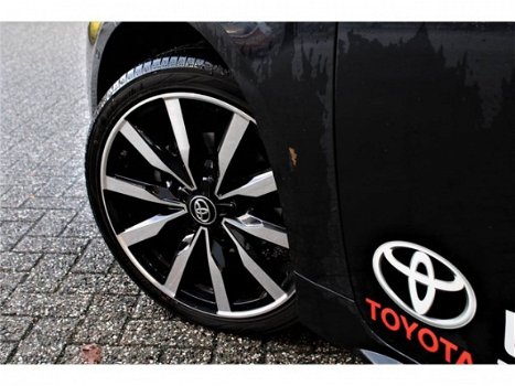 Toyota Corolla Touring Sports - 1.8 Hybrid Business Intro - 1
