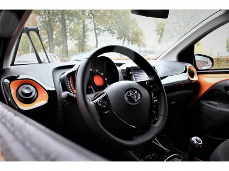 Toyota Aygo - 1.0 VVT-i x-cite Apple Carplay - 1