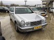 Mercedes-Benz E-klasse - E 240 - 1 - Thumbnail