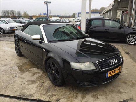 Audi A4 Cabriolet - 2.5 V6 TDI Exclusive - 1