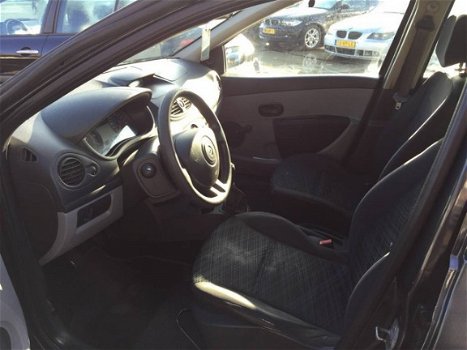 Renault Clio - 1.5 dCi Dynamique Comfort - 1