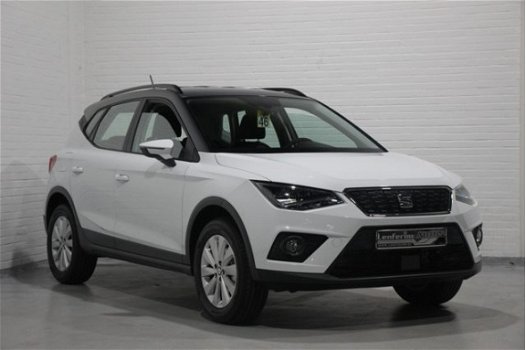 Seat Arona - 1.0 TSI Style 95pk Navi, Full LED, Airco ECC, Cruise Control, Dakrails, Dak Grijs - 1