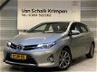 Toyota Auris - 1.8 Hybrid Aspiration Navigatie, Climate, Cruise c. Dealer ondh. 1e eigenaar - 1 - Thumbnail