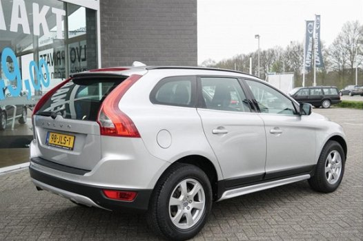 Volvo XC60 - 2.4D FWD Momentum - 1