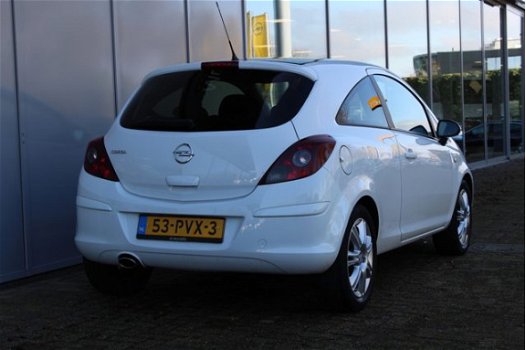 Opel Corsa - 1.2-16V COLOR EDITION AUTOMAAT | RIJKLAARPRIJS | Airco / Cruise / 16inch - 1