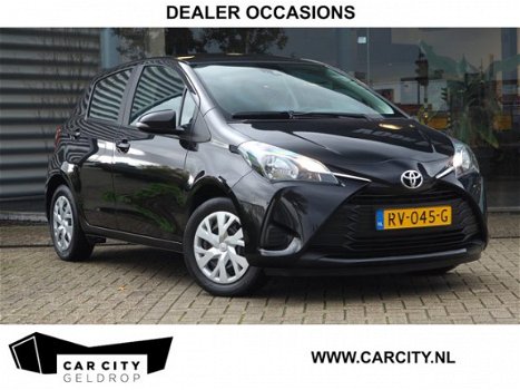 Toyota Yaris - 1.0 VVT-i Comfort / Lane Departure Warning / Bluetooth / USB / Airco / Bots herkennin - 1