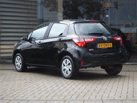 Toyota Yaris - 1.0 VVT-i Comfort / Lane Departure Warning / Bluetooth / USB / Airco / Bots herkennin - 1