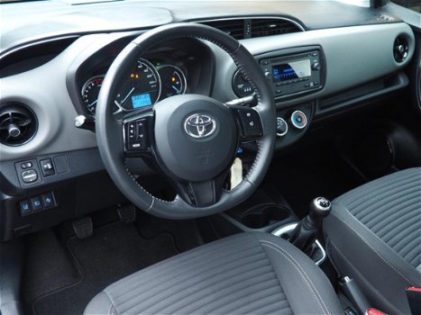 Toyota Yaris - 1.0 VVT-i Comfort / Lane Departure Warning / Bluetooth / USB / Airco / Bots herkennin - 1