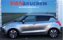 Suzuki Swift - 1.2 Stijl Smart Hybrid airco/ navigatie/ apple carplay/Adaptive cruis contr./ stoelve - 1 - Thumbnail