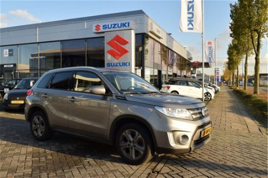 Suzuki Vitara - 1.6 Exclusive | Navigatie | Camera | Dealer onderhouden 6 maanden BOVAG garantie - 1