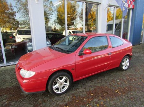 Renault Mégane - Megane Coupe 1.6 16V Sport - 1