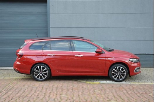 Fiat Tipo Stationwagon - 1.4 T-Jet 16V Business Lusso Trekhaak 1500kg - 1