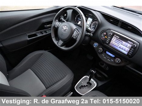 Toyota Yaris - 1.5 Hybrid Executive Edition | Navigatie | Cruise control | Climate control - 1