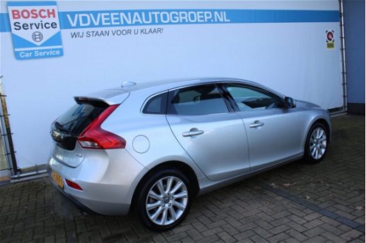 Volvo V40 - 2.0 T3 Summum NAVIGATIE, CRUISE, PDC, CLIMA - 1