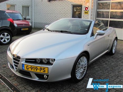 Alfa Romeo Spider - 3.2 JTS Q4 Exclusive - 1