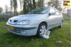 Renault Mégane - 1.6-16V Authentique *airco*stuurbekr*3de eigenaar