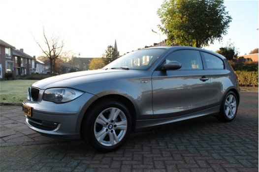 BMW 1-serie - 116i Business Line // CLIMA // CRUISE // PDC - 1