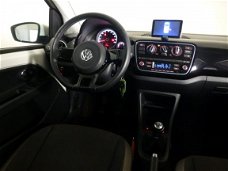 Volkswagen Up! - 1.0 High up, NL-auto, NAP | Navigatie | Airco | P-Sensoren | Cruise Control | Fende